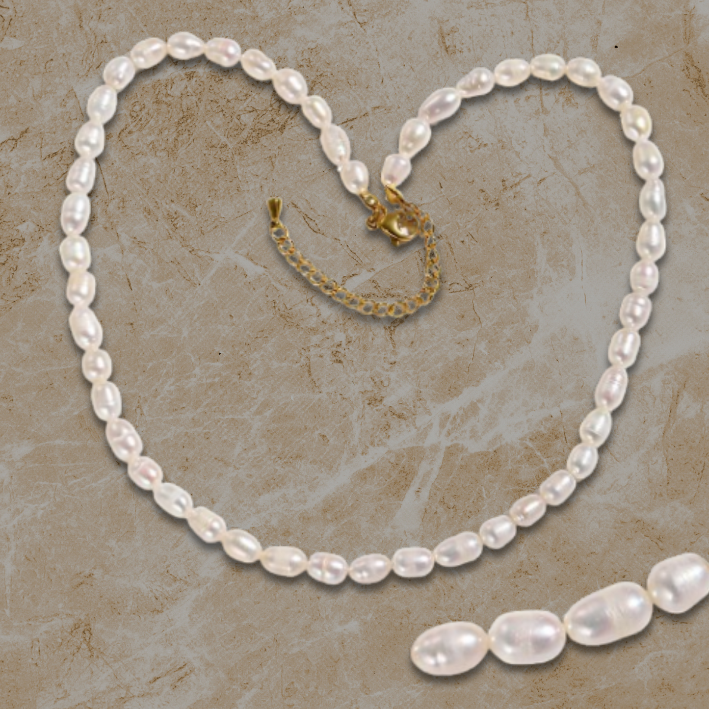 Maréa Natural Pearl Necklace