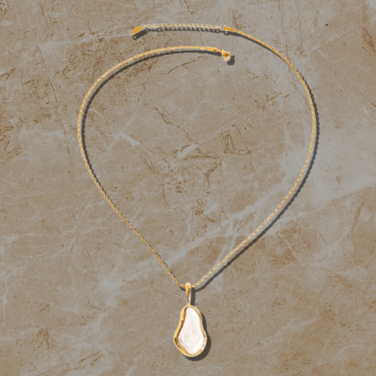 Sélene Baroque Pearl Necklace