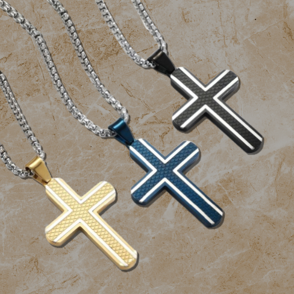 Croix Éminence Necklace