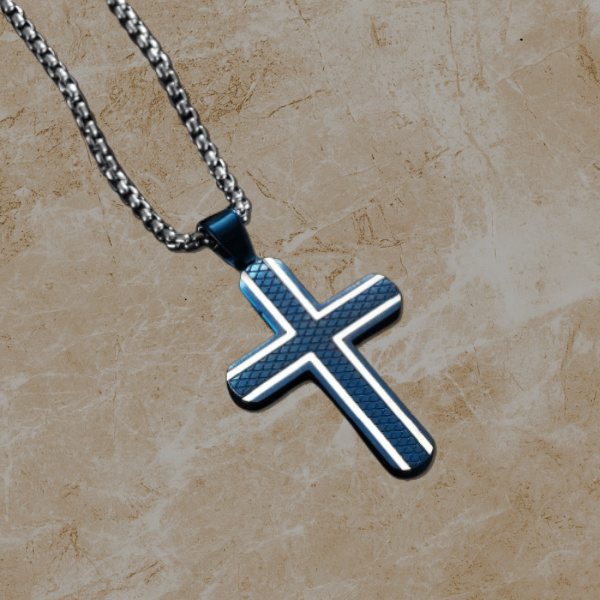 Croix Éminence Necklace