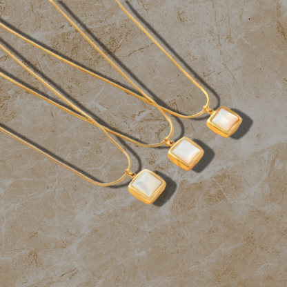 Soleil Blanc Necklace